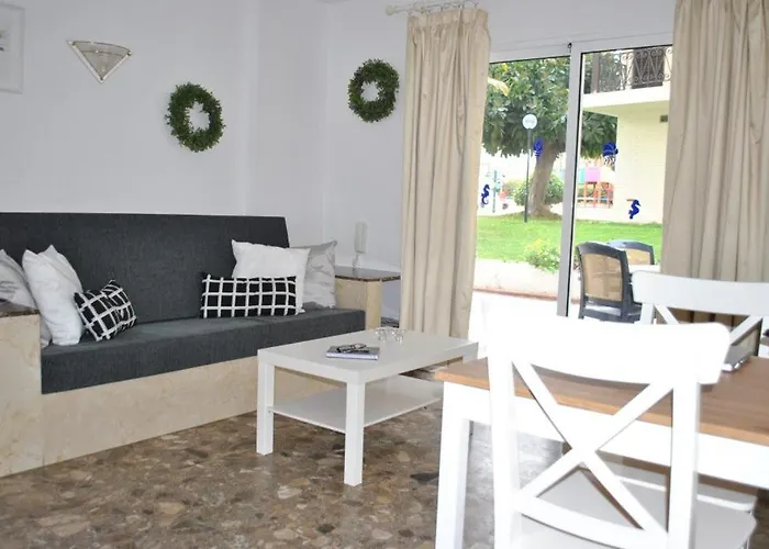 Апартаменты Carihuela Park Palace - Cocasa *